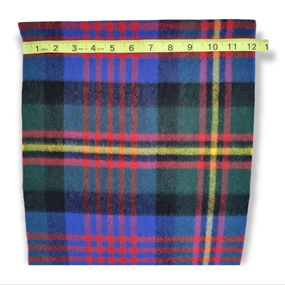 Joshua Ellis tartan 100% cashmere scarf in new green/scarlet red/blue - Picture 4 of 8